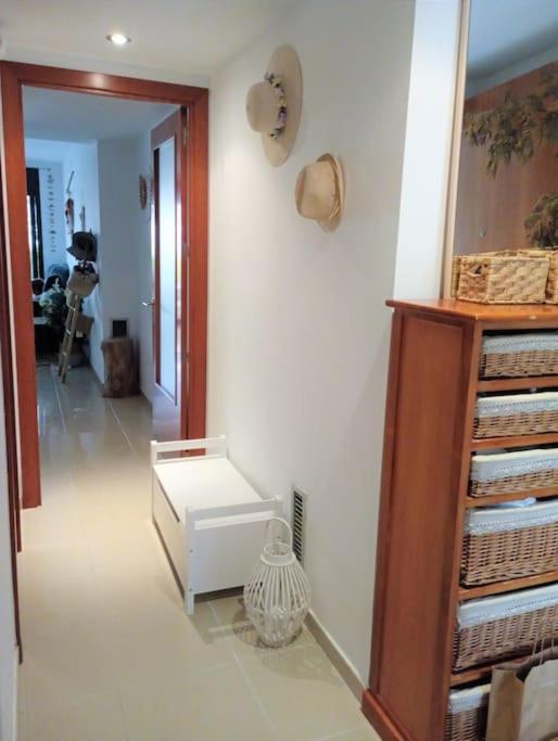 Apartamento En Primera Linea De Mar Roses Eksteriør billede